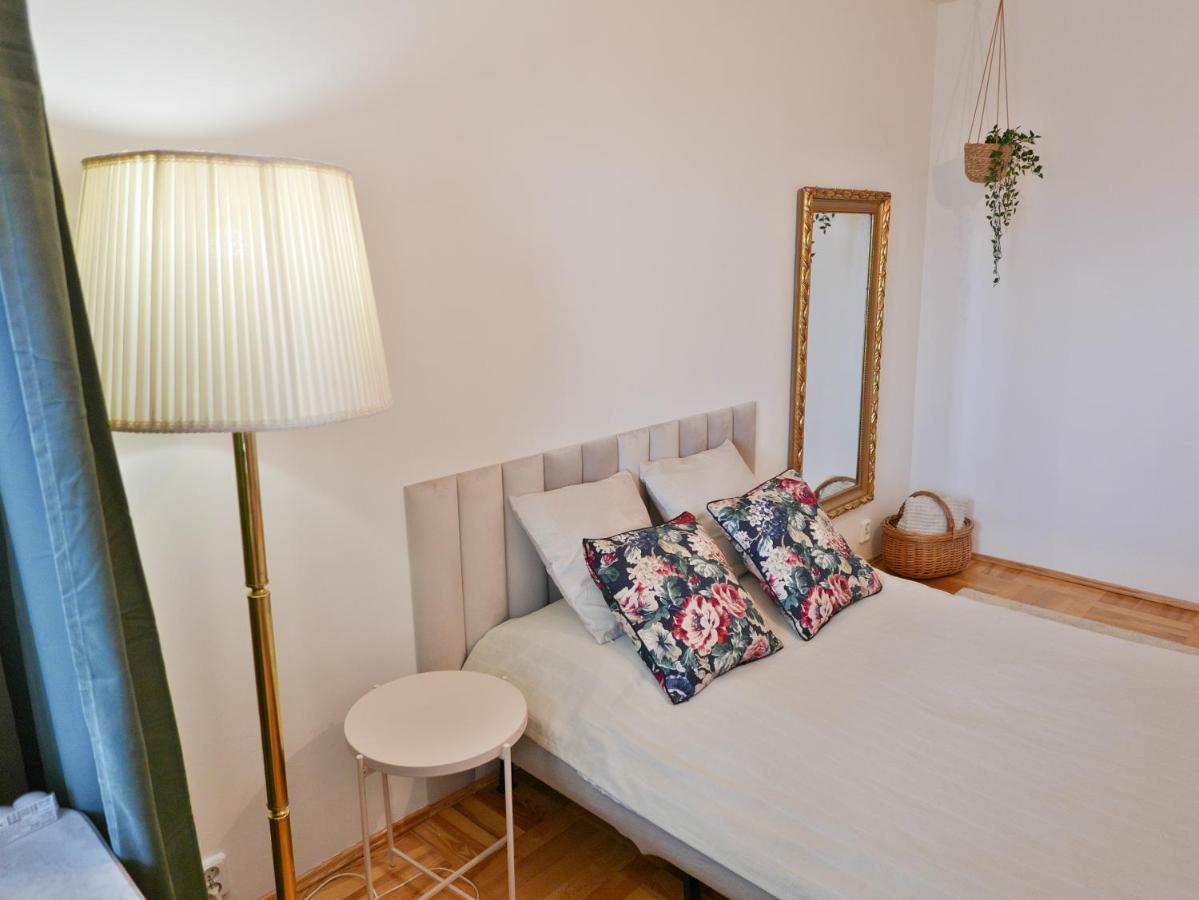 Apartament Retro Люблин Екстериор снимка